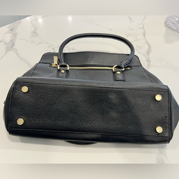 Michael Kors handbag w/ strap - Picture 10 of 12